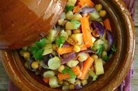 Tajine di verdure speziate. Ricetta vegetariana