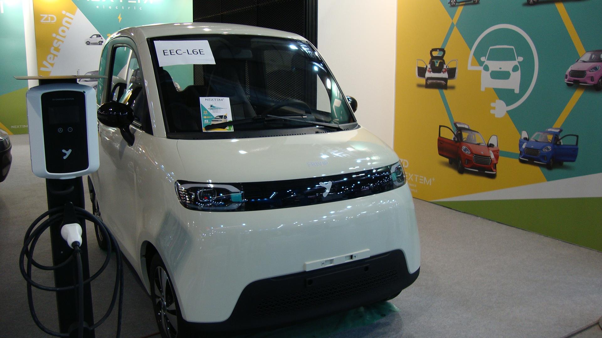 DSC07349 nextem micro car