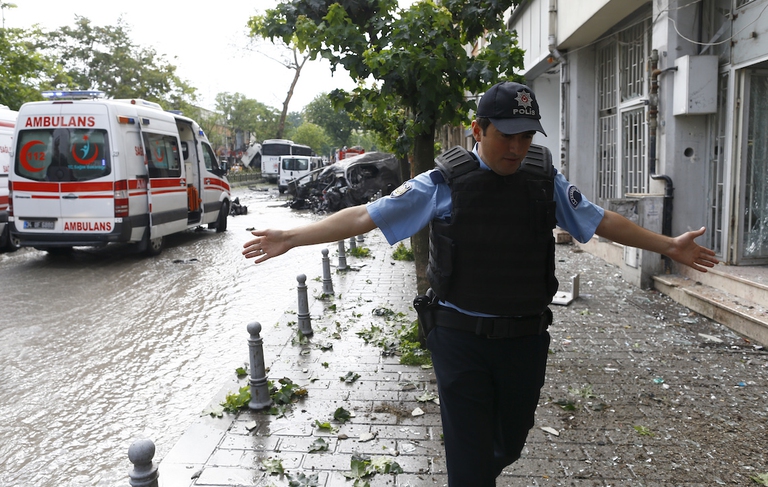 Polizia attentato Istanbul