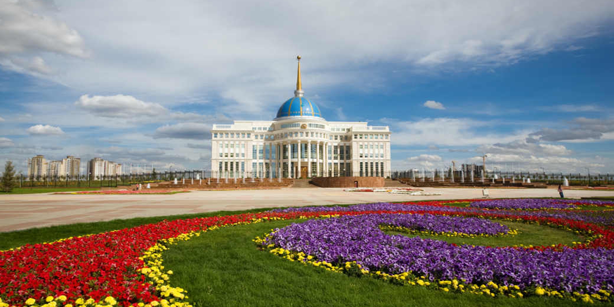 Астана в мае. Астана Акорда. Весенняя Астана. Нурсултан Астана. Астана фото города.