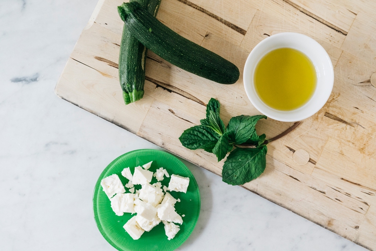 Insalata zucchine feta