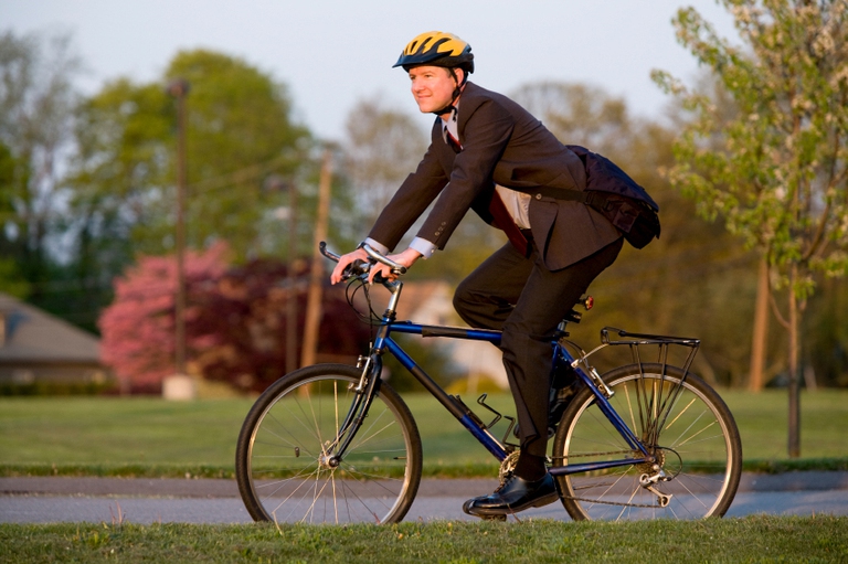 Bicycle commuter