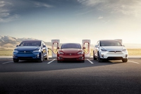 Aumenta la rete Supercharger di Tesla. Una ricarica ogni 10 secondi