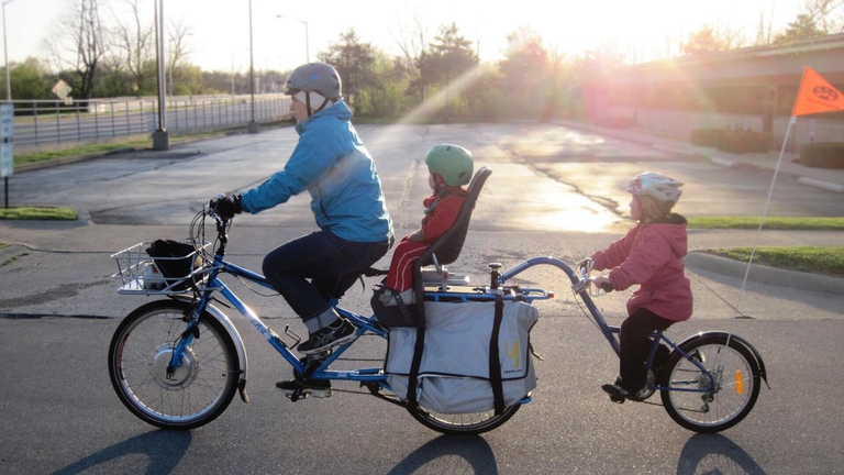 cargo bike, mobilità attiva