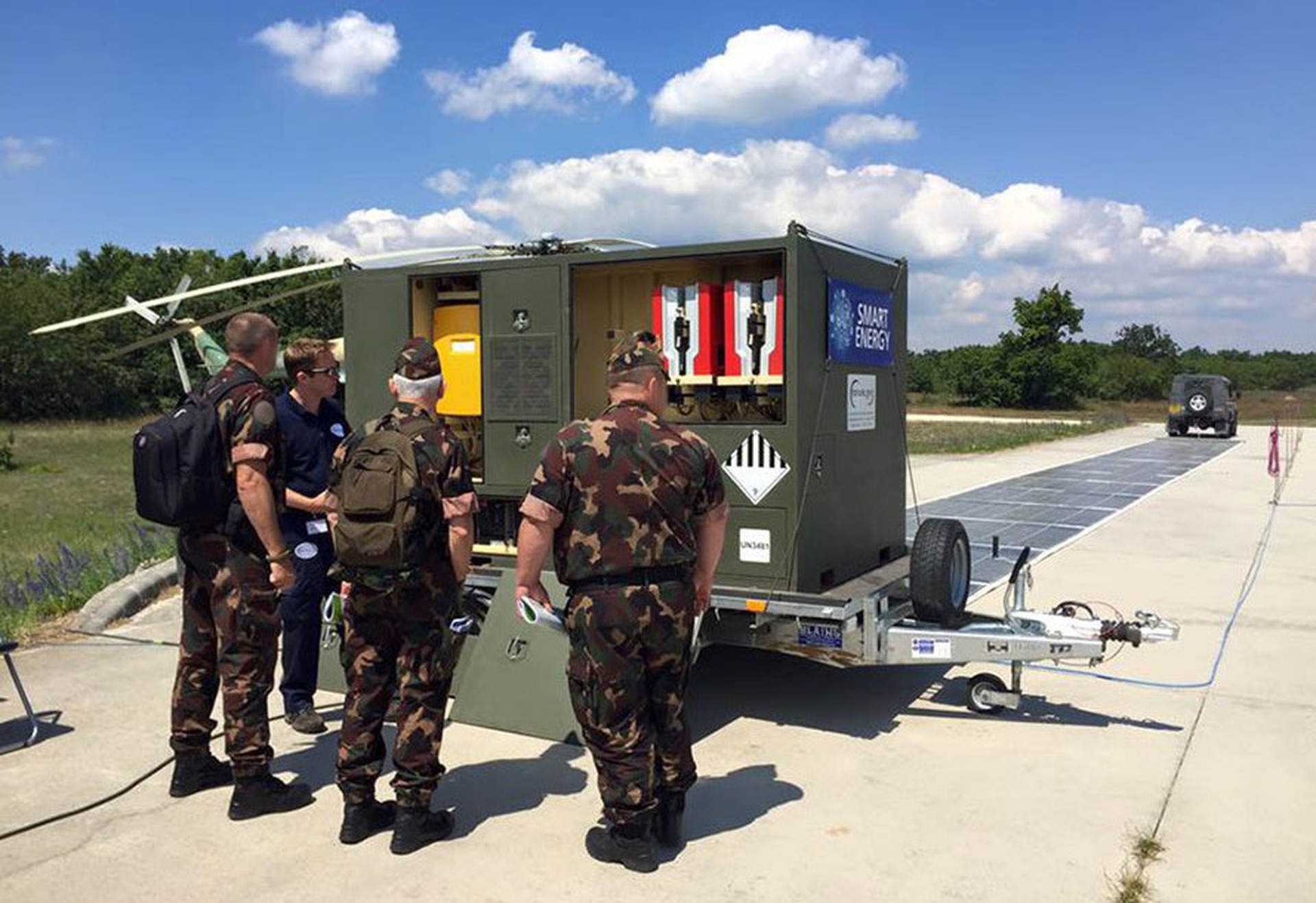 Rollarray-Military-Base-889x610