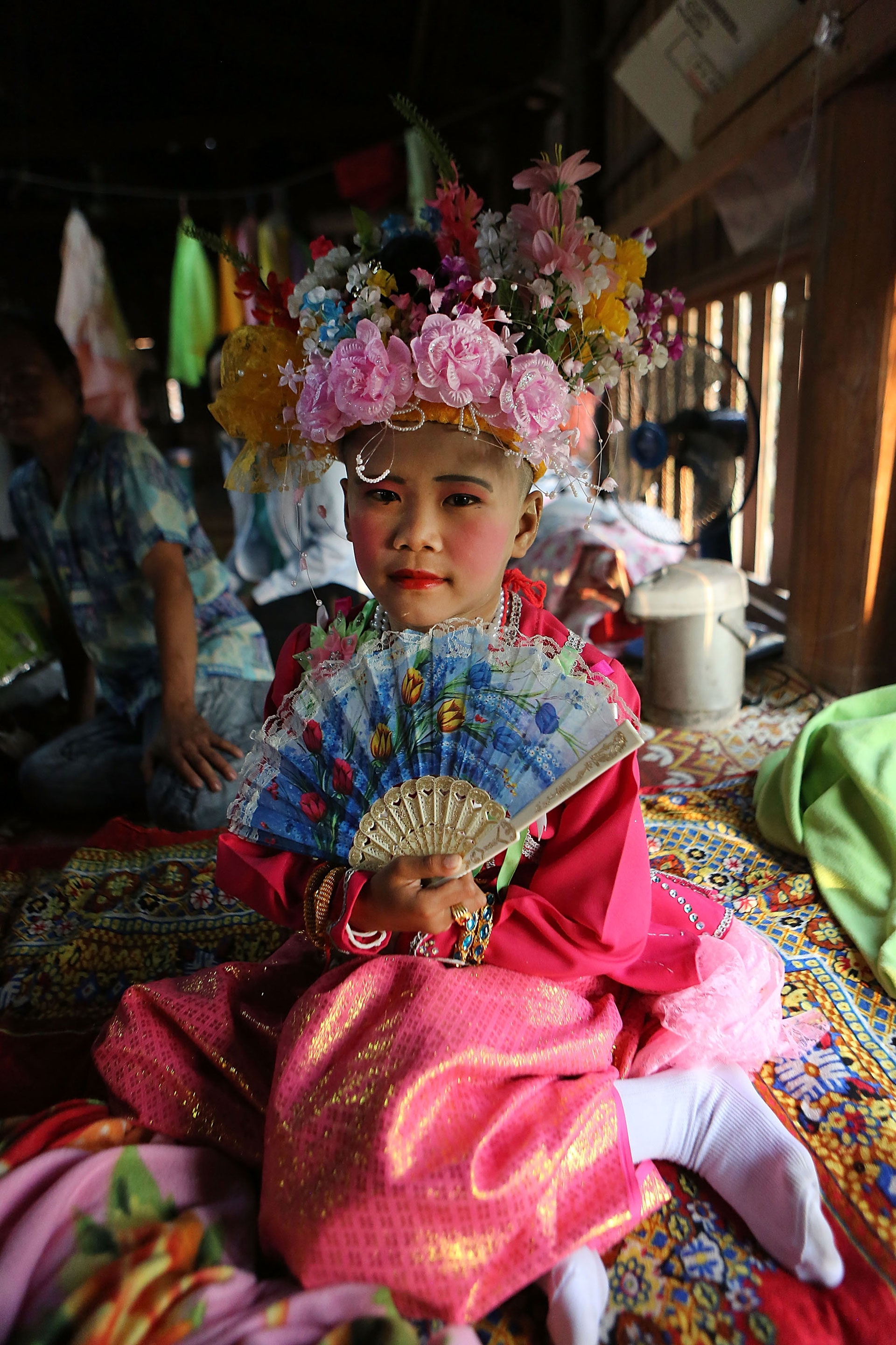 Le immagini del festival buddista Poi sang long in Thailandia
