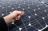 Il container solare che porta elettricità nelle scuole