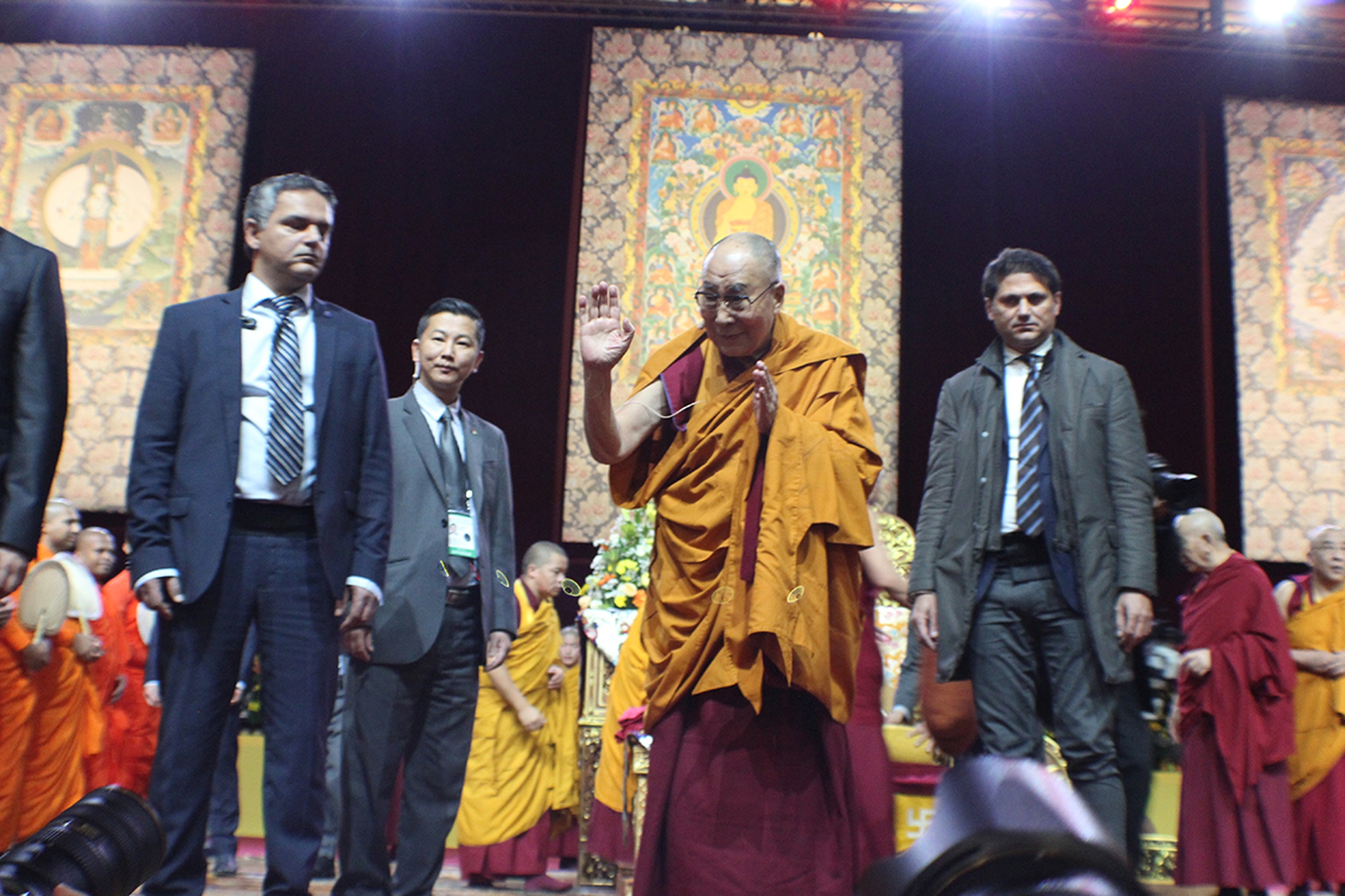 1. Dalai Lama a Milano, l'ingresso