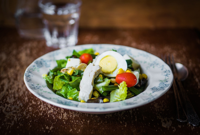 insalata con-proteine