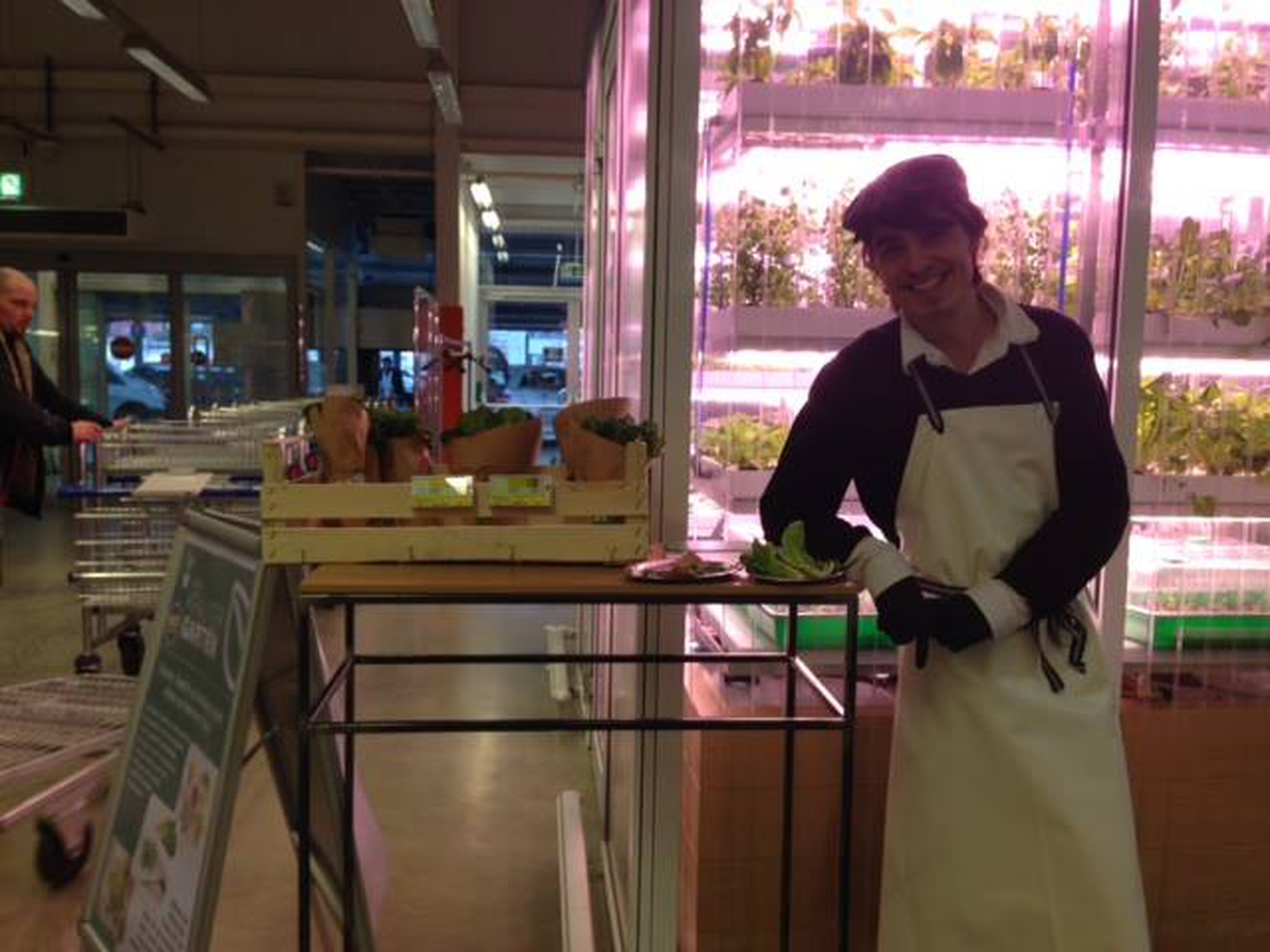 Supermercato con orto verticale