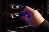 Uno speciale stick USB protegge le transazioni bancarie online