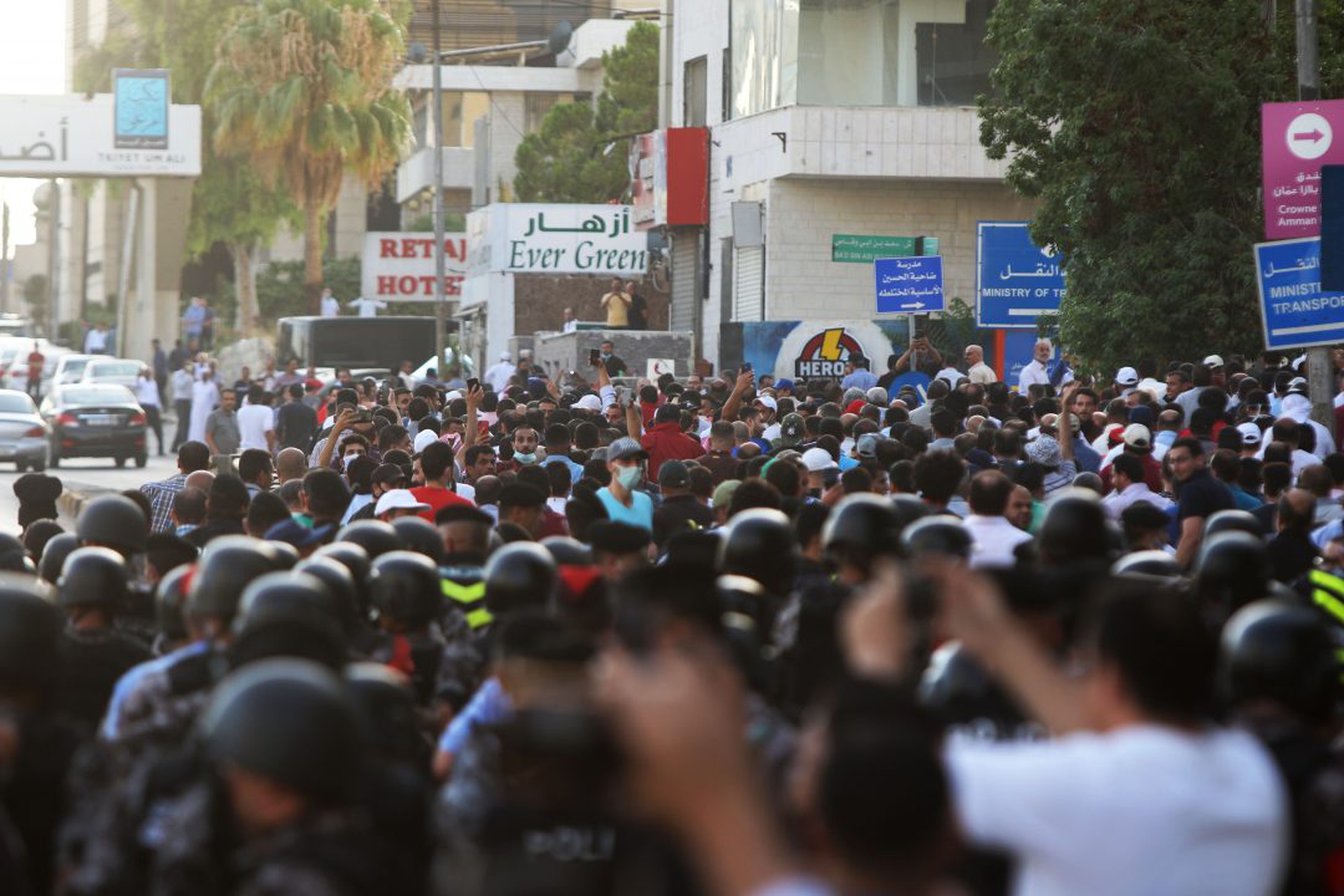 Jordanian Teachers Protest Shutdown Of Union