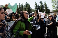 Le donne in Afghanistan non potranno più andare all’università