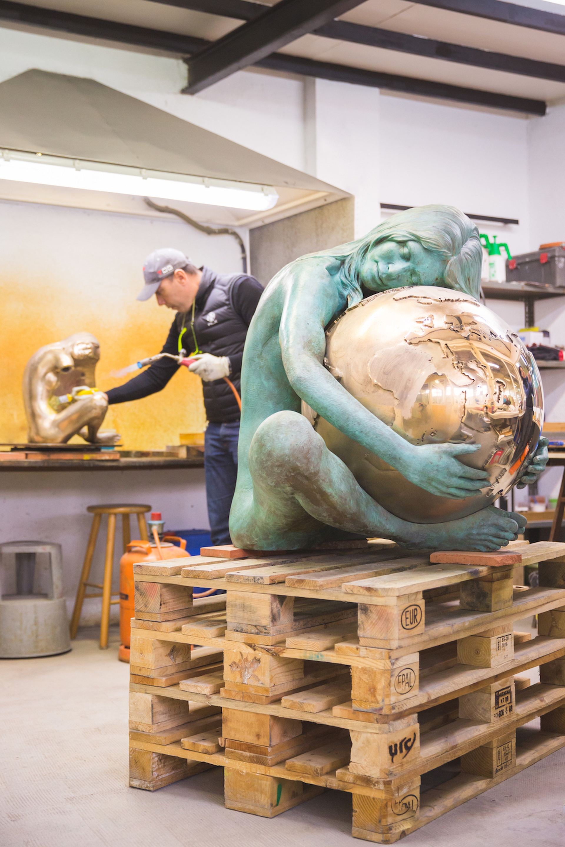 Lorenzo_Quinn_Studio