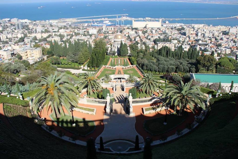 The Bahá'í Gardens of Haifa, Israel © Sarine Arslanian