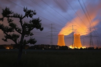Francia, tetto al nucleare. Ma EDF potrebbe chiedere risarcimenti miliardari