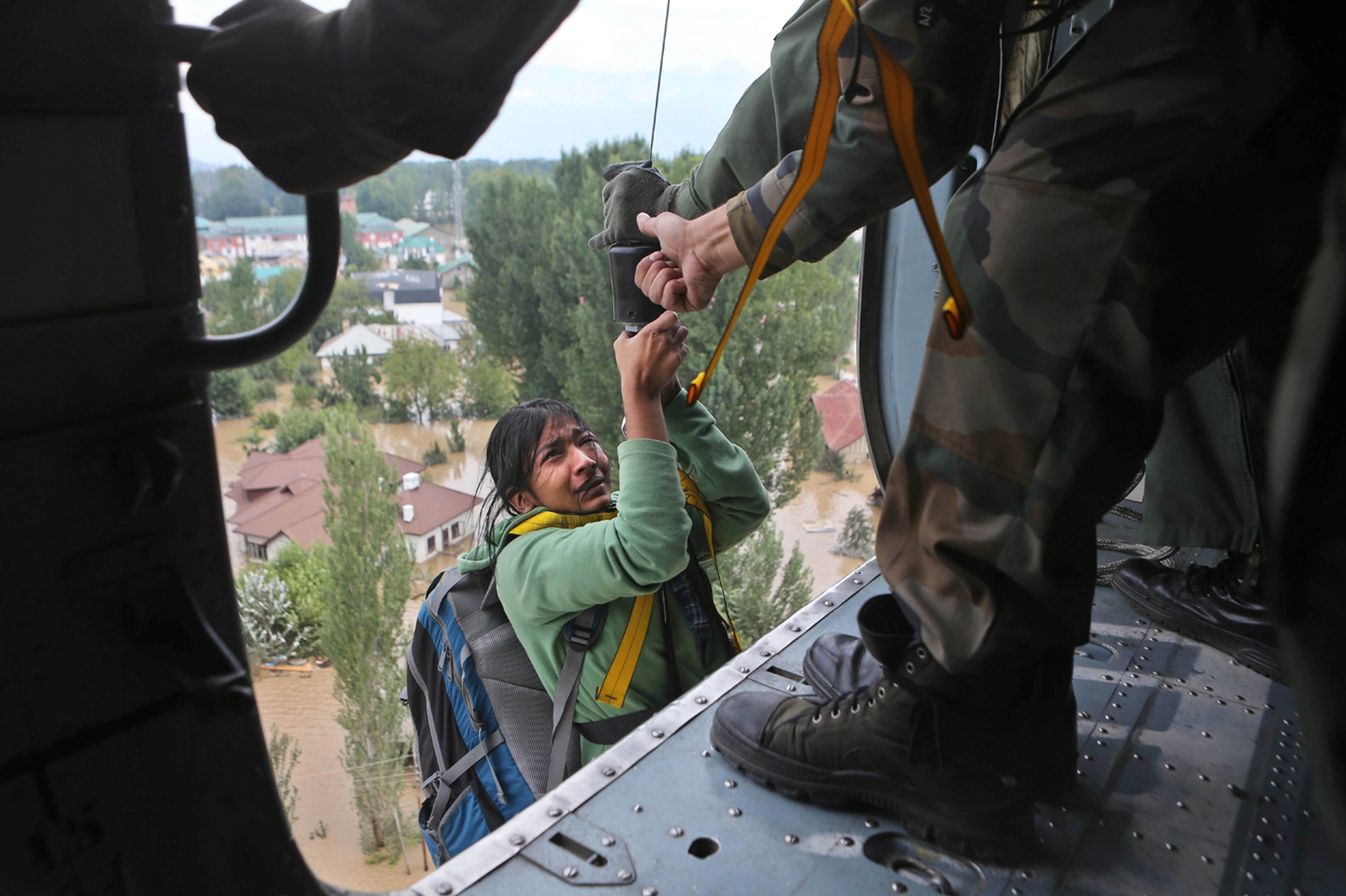 AP PhotoDar Yasin (8)