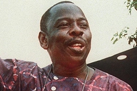Ken Saro-Wiwa, martire ecologista, ucciso più di vent’anni fa. Ma il delta del Niger è ancora un inferno