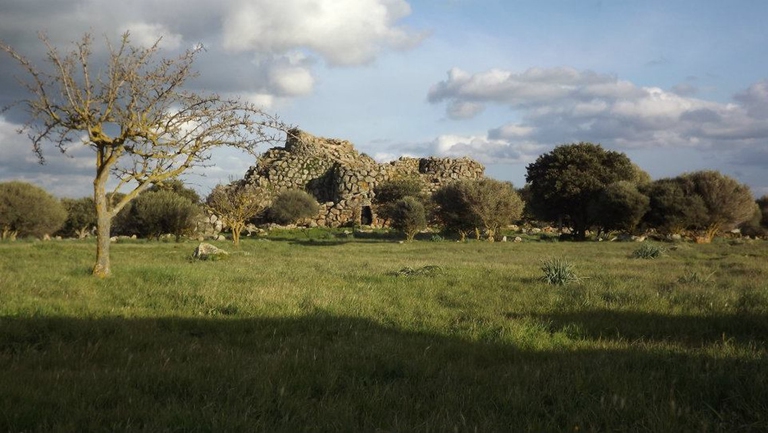 Nuraghe Arrubiu
