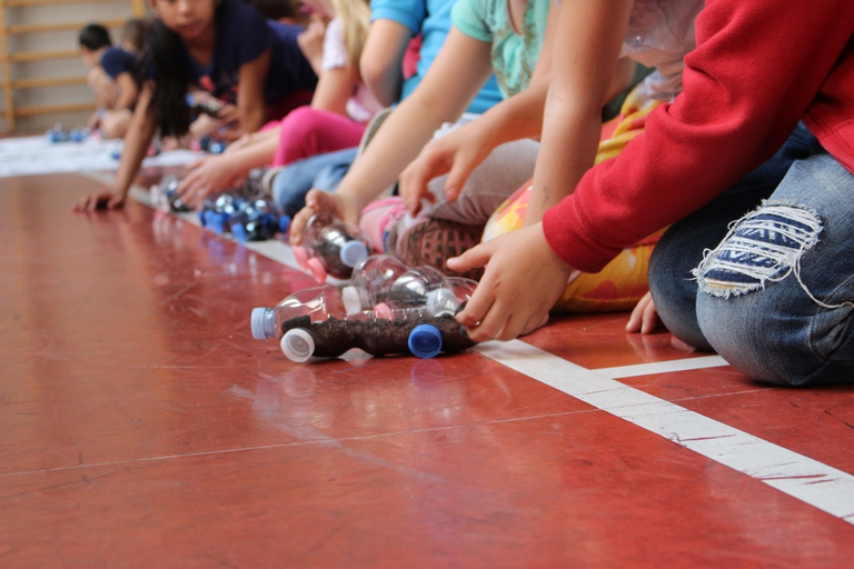 Piccoli ambasciatori del clima, macchinina