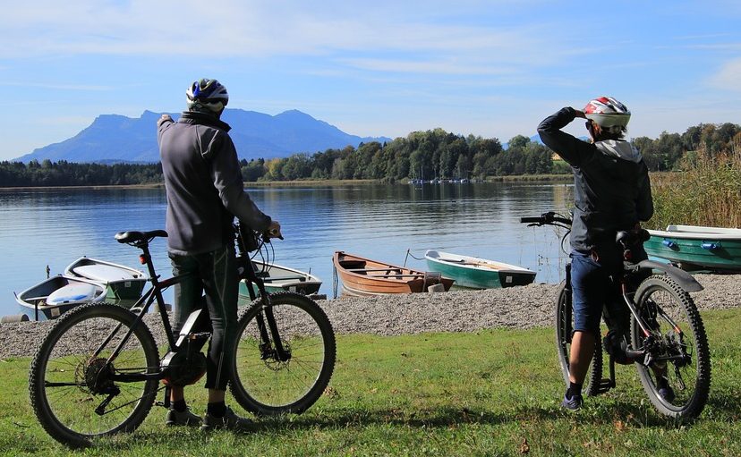 Viaggi, il cicloturismo contribuisce alla ripresa postpandemia con 31