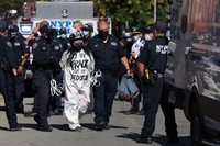 Fracking, la lotta dei cittadini di Brooklyn per fermare il gasdotto