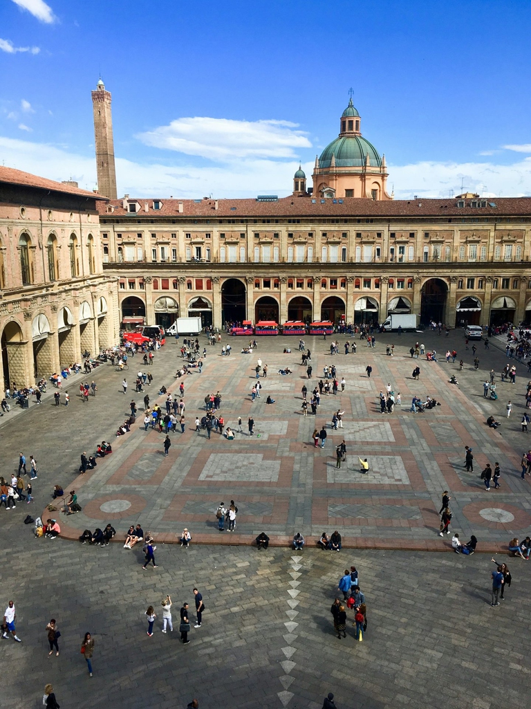 Bologna, piazza Maggiore