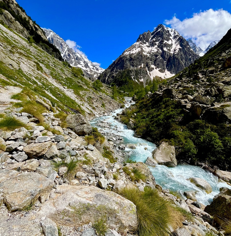 Il torrente Vénéon in una foto scattata quattro giorni prima del disastro 