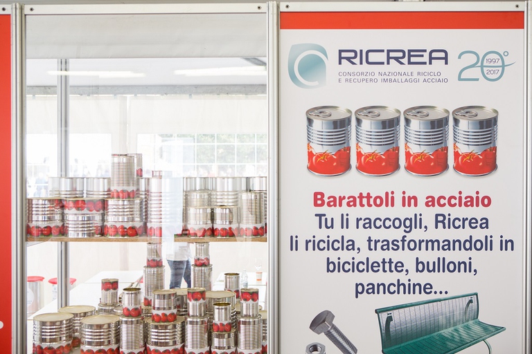 riciclo barattoli acciaio RIcrea
