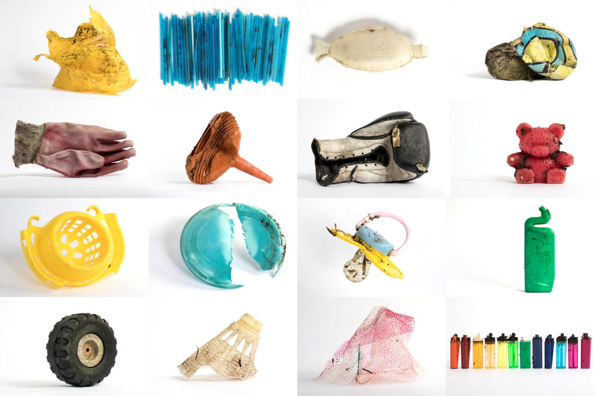 Regno Unito, foto della plastica trovata sulle coste