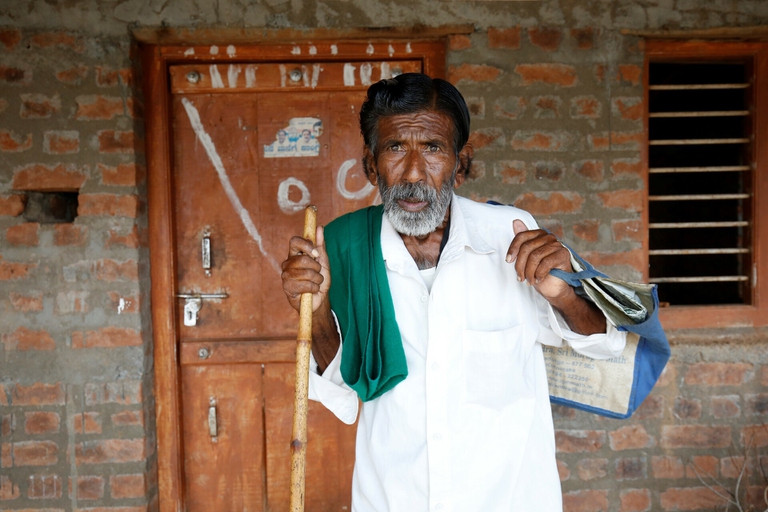 Kamegowda nella sua casa a Dasanadoddi in Karnataka © Abhishek Chinnappa