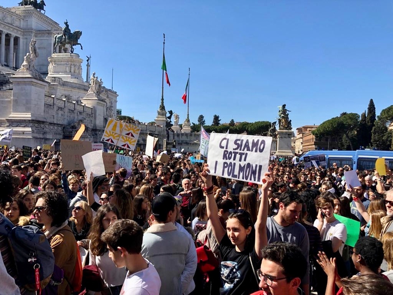 global strike for the future rome Greta Thunberg Fridays for Future