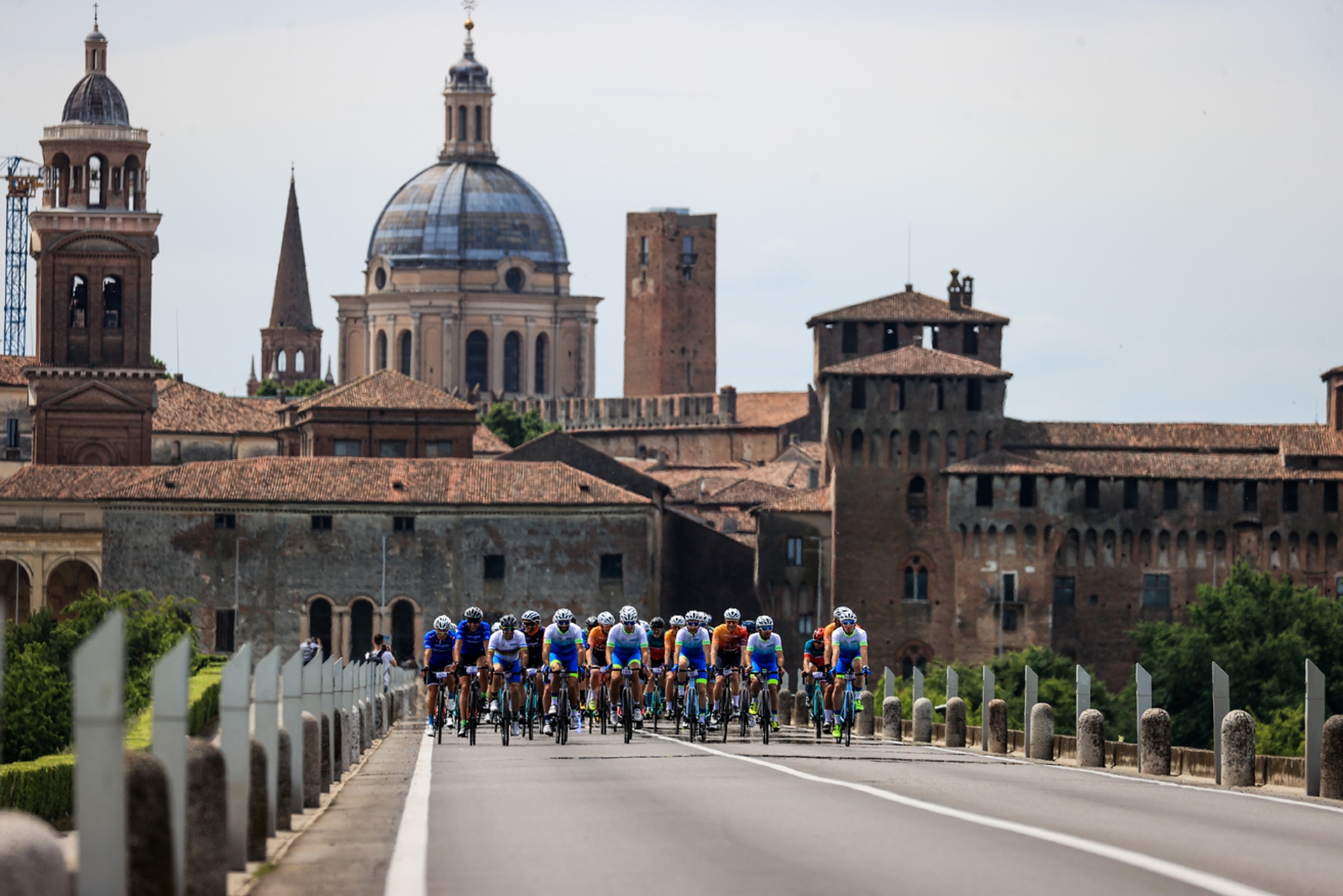 Giro d'Italia 2021 – Giro E - 13ma tappa da Ostiglia a Verona