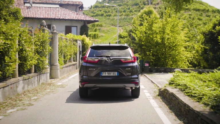 Honda CR-V Hybrid vista posteriore