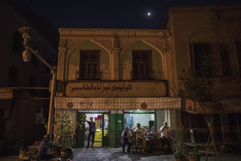 La vita degli uiguri nella regione cinese dello Xinjiang