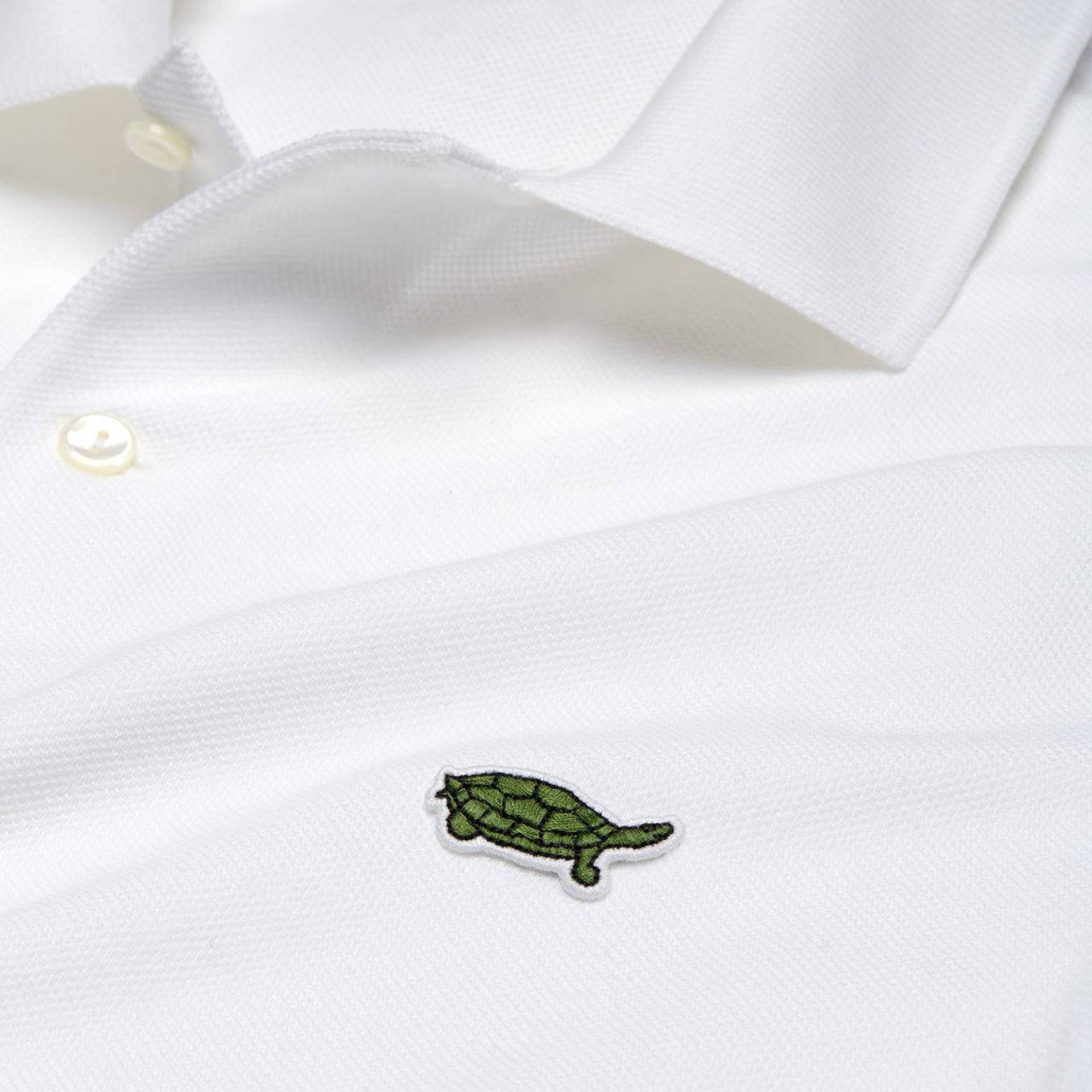 Lacoste sostituisce il logo del coccodrillo con delle specie a rischio estinzione