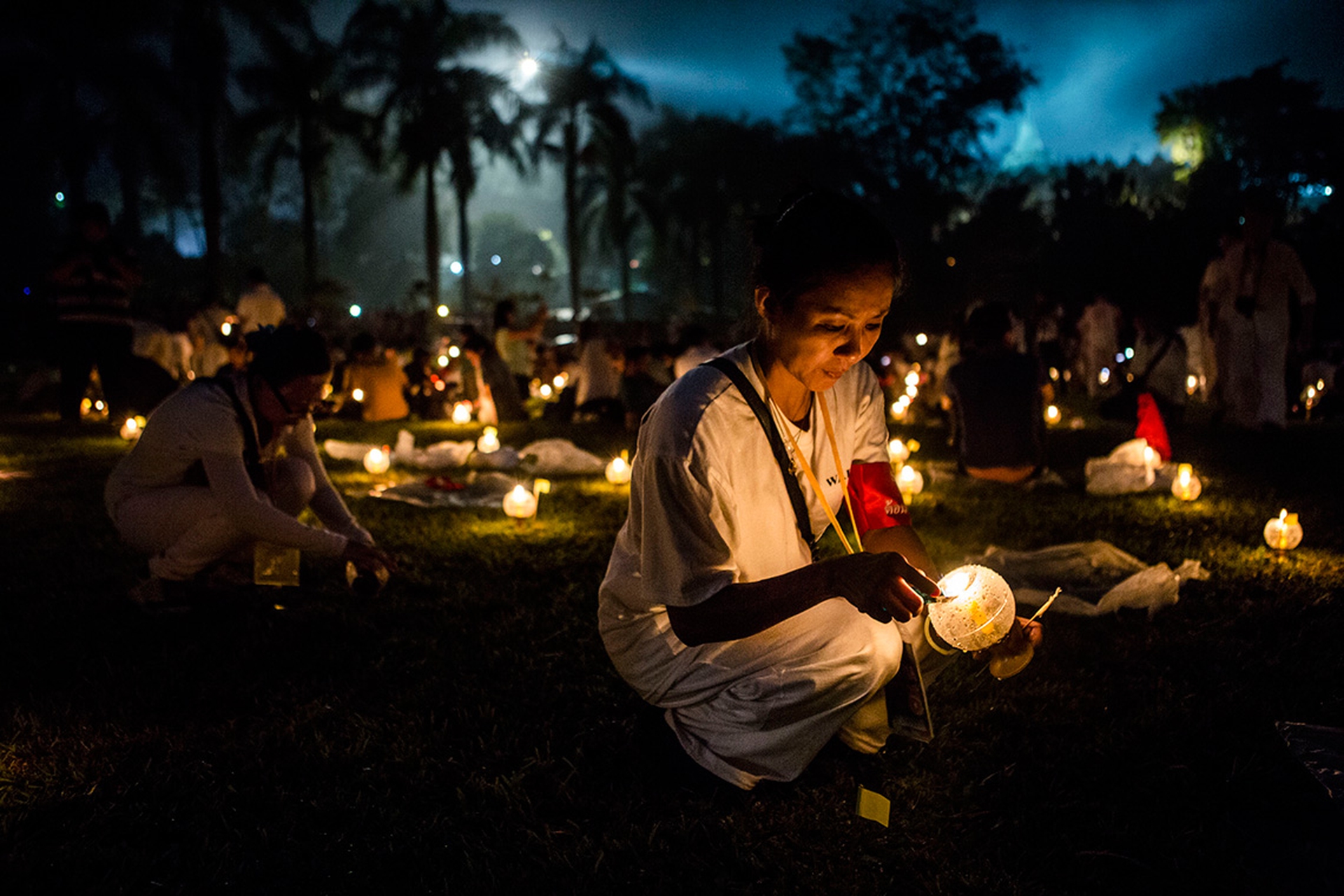 Buddista celebra il Vesak