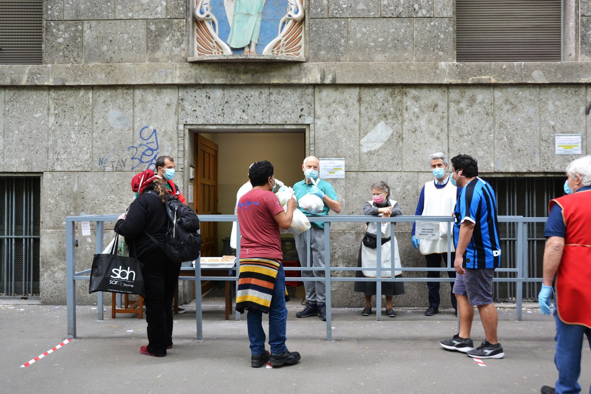 La mensa delle suore francescane di Maria a Milano