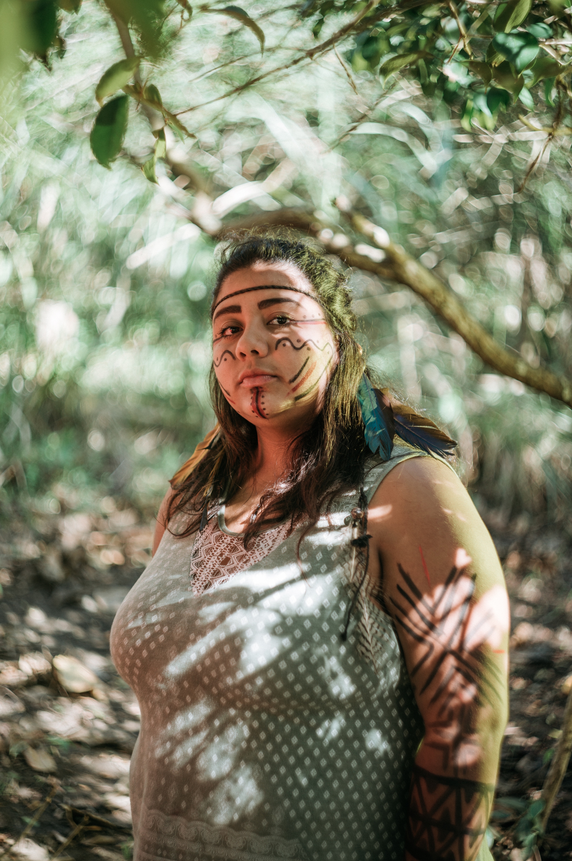 Le tribù della terra indigena di Piaçaguera in Brasile