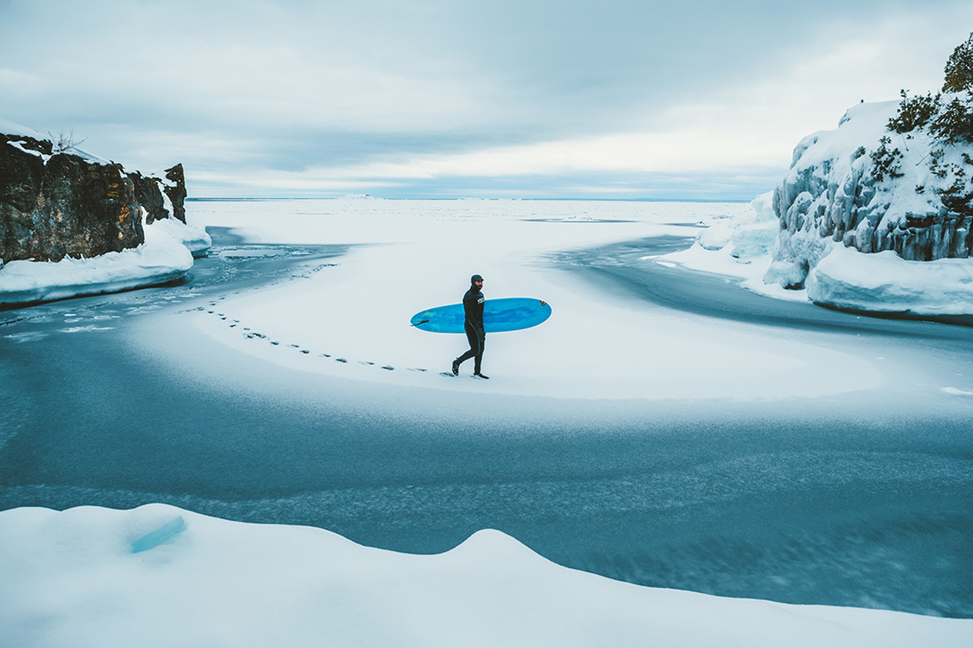 Surfer Dan, di Kim Temple
