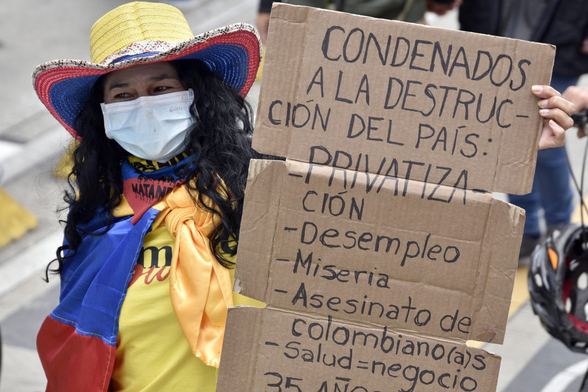Colombians Strike As Talks With Government Continue