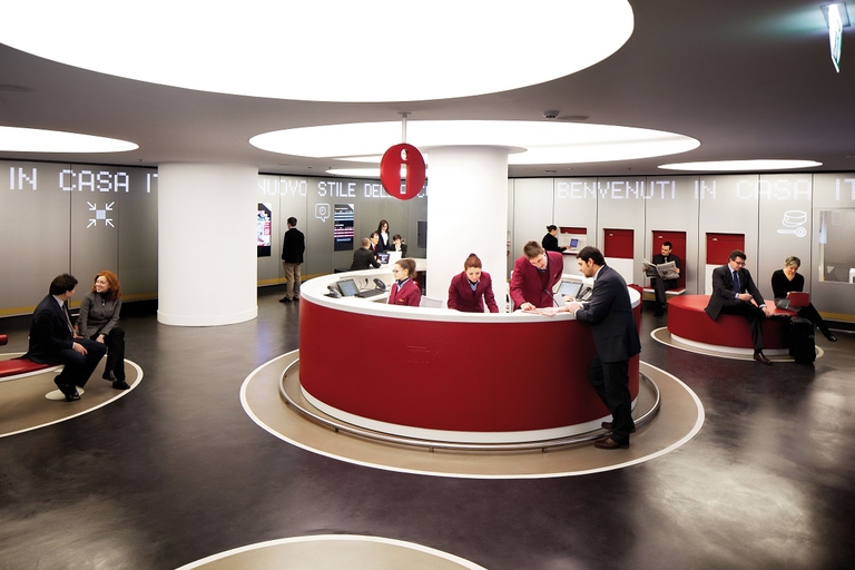 Casa Italo, dove il personale accoglie i clienti
