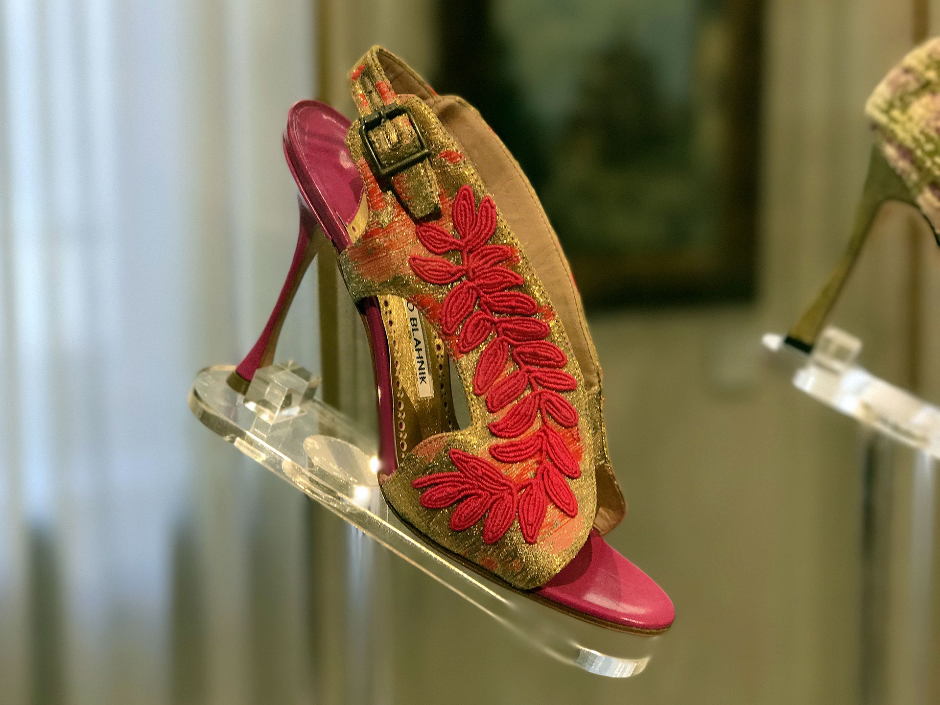 manolo-blahnik-15-rossa