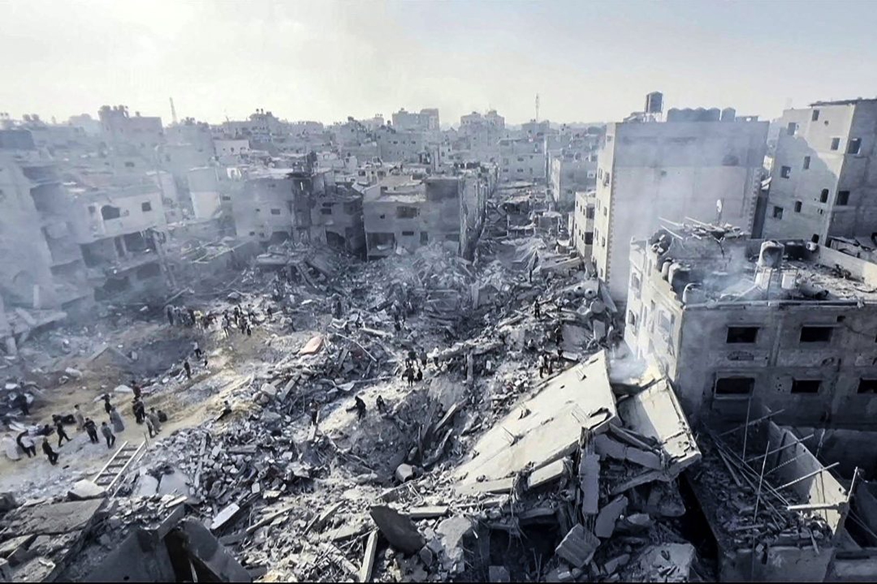 La condanna internazionale per i raid di israele sul campo profughi di