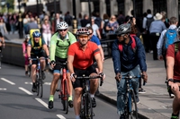 Londra stanzia 160 milioni di euro per nuove piste ciclabili