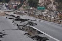 Ecuador, un devastante terremoto uccide 272 persone