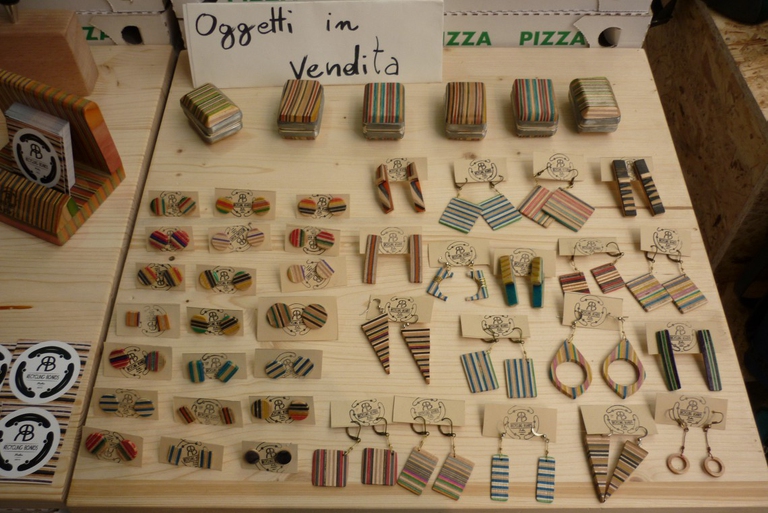 milan design market recycling boards