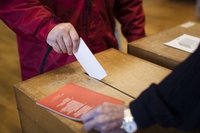 Gli svizzeri votano contro un’economia sostenibile