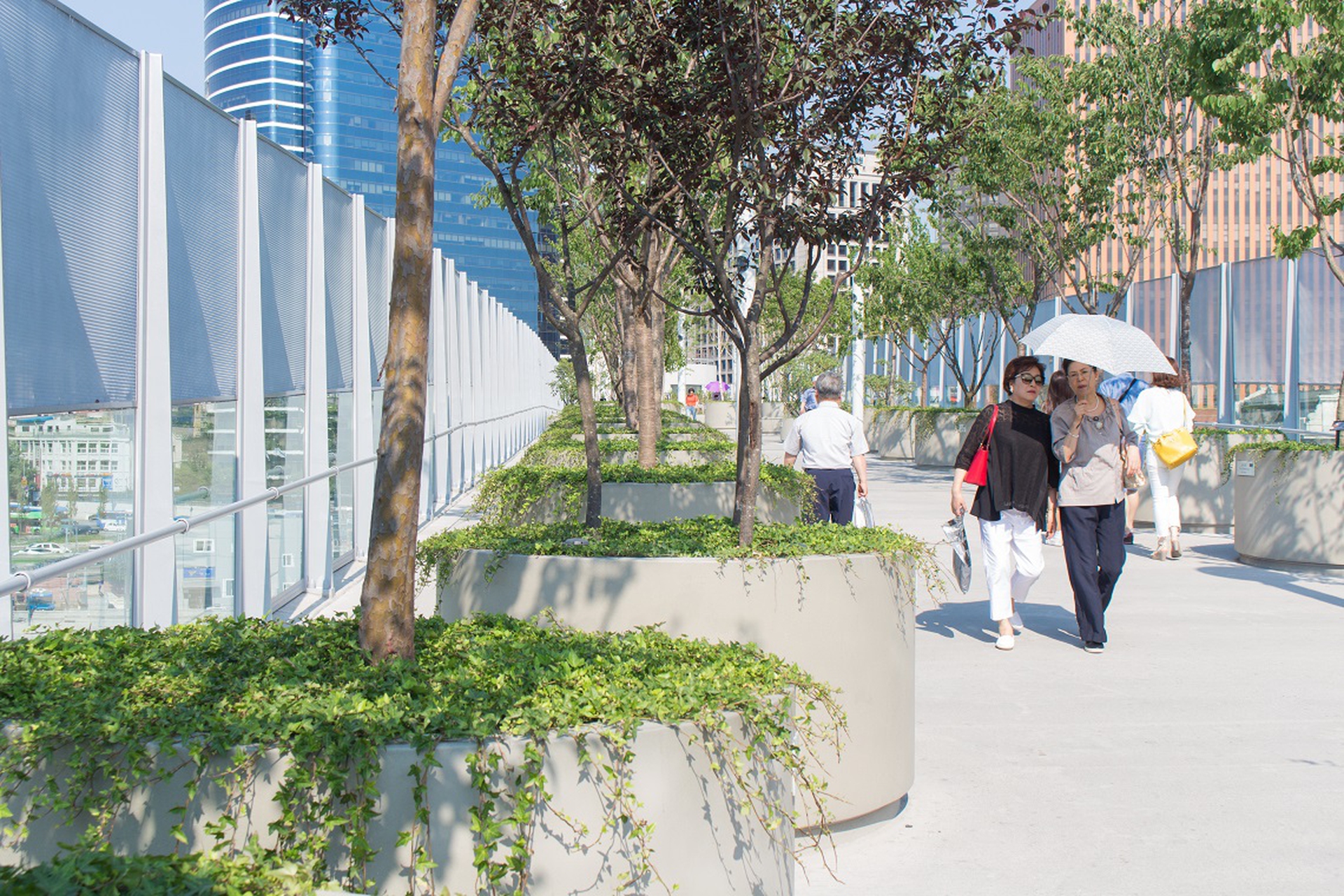 The newly opened walkway of Seoul