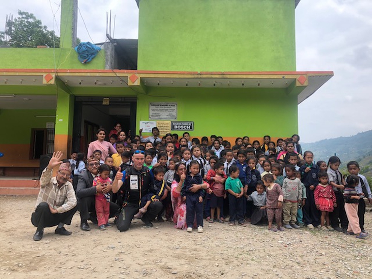 La scuola ricostruita in  Nepal è stata inaugurata nel 2017 © Marco Confortola